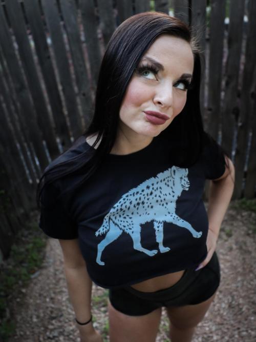 Gine Hyena